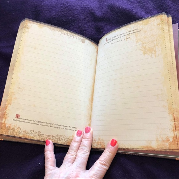 🧡Set Of 2 Journals🧡 - Picture 3 of 7